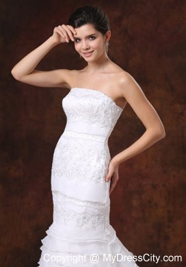 Embroidery Decorate Bodice Organza Layered Wedding Dress