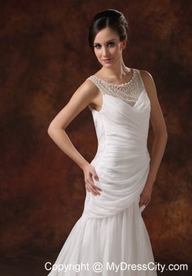 Pearl Decorate Scoop Neckline Ruched Court Train Wedding Dress