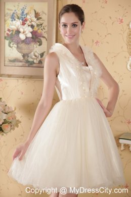 Peals Decorated Square Neckline Short Wedding Dress with Back Covered