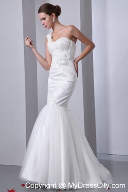 Trumpet One Shoulder Bridal Gown with Handle Flowers and Applique