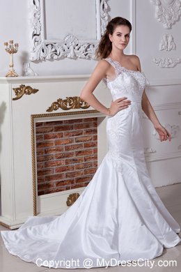 2013 Mermaid One Lace Shoulder Beading and Embroidery Wedding Dress