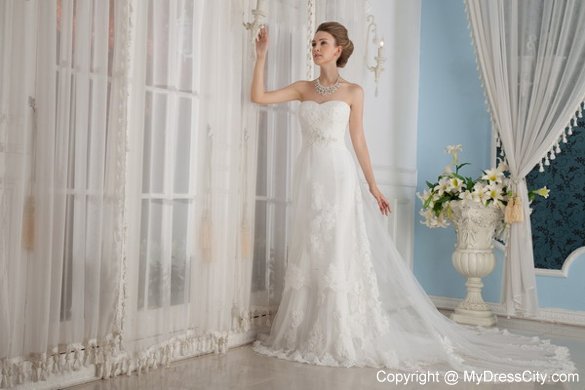 Modest Slinky Strapless Chapel Train Tulle and Lace Appliqued Wedding Dress