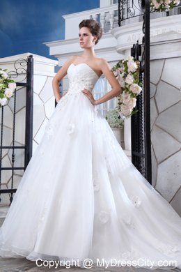 Unique Sweetheart Court Train Beaded Appliques Wedding Dress with Organza