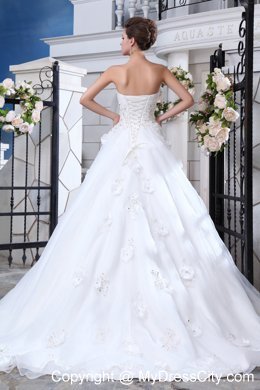 Unique Sweetheart Court Train Beaded Appliques Wedding Dress with Organza