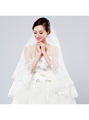 Discount Two-Tier Classic Wedding Veils with Lace Edge