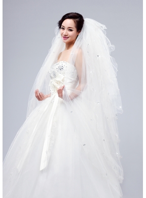 Elegant White Angle Cut Multi-Tier Finished Edge Bridal Veils