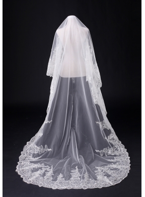 Two-Tier Lace Edge Wedding Veil for Wedding Party