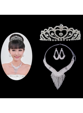 Luxurious Rhinestone Ladies Jewelry Set Including  Necklace And Tiara