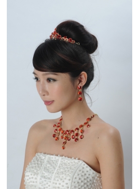 Dazzling Rhinestone Ladies Crown and Necklace