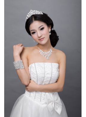 Exquisite Alloy With Rhinestone Pearl Ladies Jewelry Sets