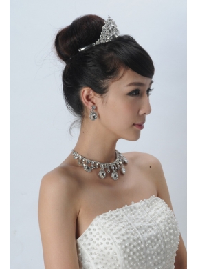 Gorgeous Alloy/Rhinestones Women Jewelry Sets