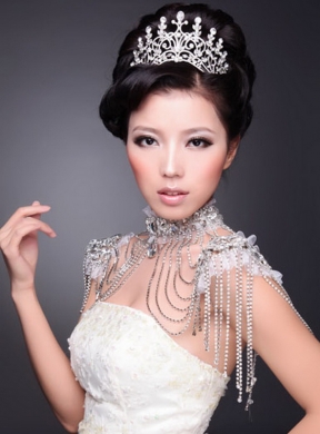 High Quality Alloy With Crystal Ladies Tiara and Necklace