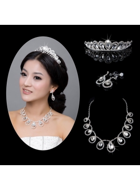 Luxurious Alloy With Rhinestone Crystal Ladies Jewelry Sets