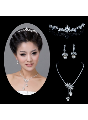 Mysterious Alloy With Rhinestone Ladies Jewelry Sets