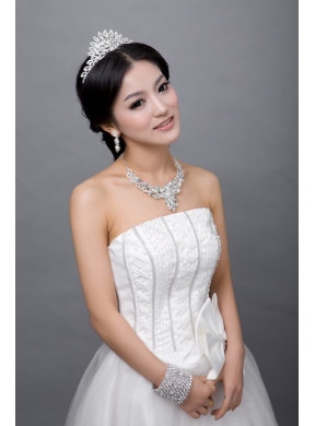 Splendid Rhinestone and Alloy Dignified Jewelry Set