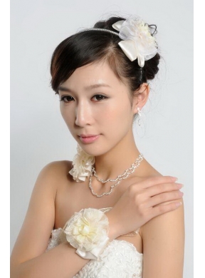 Alloy With Elegant Rhinestone Jewelry Set in Silver