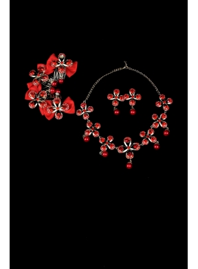 Mysterious Red Intensive Flowe Necklace  And Headflower