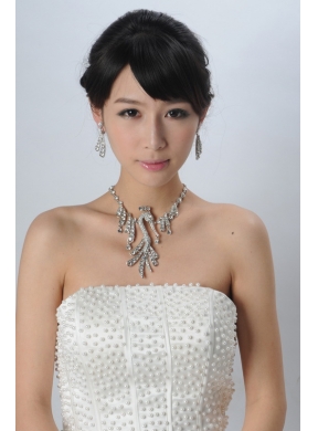 Round shaped Rotary Crystal Jewelry Set Including Necklace And Headpiece