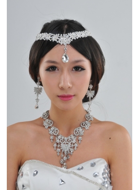 Shining Rhinestones Alloy Necklace And Earrings Jewelry Set