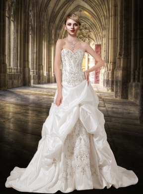 White 2015 Embroidery and Beading A Line Sweetheart Wedding Dresses