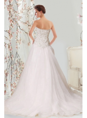 Princess Sweetheart Beading Wedding Dress with Court Train