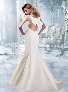 Cheap Mermaid V Neck Court Train Wedding Dress with Beading