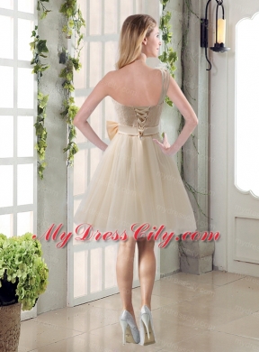 2015 Princess One Shoulder Bowknot Lace Bridesmaid Dresses in Champagne