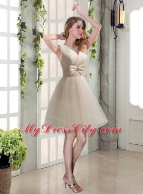 Beautiful Champagne Bowknot Princess Bridesmaid Dresses with V Neck