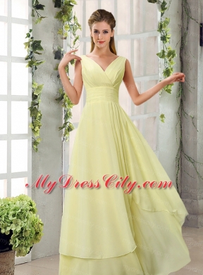 Ruching V Neck Chiffon Bridesmaid Dresses in Champagne