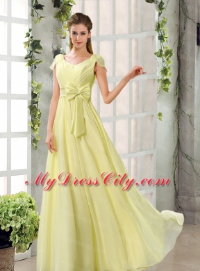 Scoop Ruching Cap Sleeves Chiffon Bridesmaid Dresses in Champagne