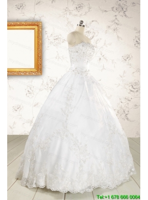 2015 Puffy Appliques Quinceanera Dress in White