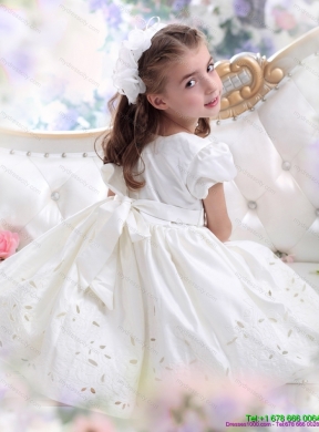 White Scoop 2015 Cheap Flower Girl Dress with Bownot and Cap Sleeves