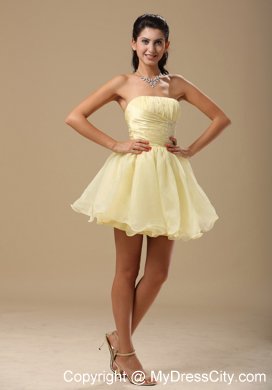 Light Yellow Homecoming Dress With Beading and Ruch Decorate