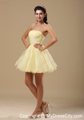 Light Yellow Homecoming Dress With Beading and Ruch Decorate