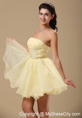 Light Yellow Homecoming Dress With Beading and Ruch Decorate