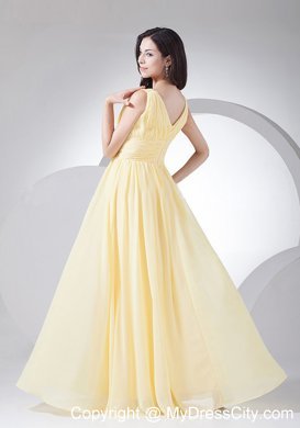 Ruching Decorate Light Yellow Chiffon V-neck Homecoming Dress