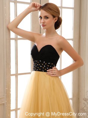 Sweetheart Beaded Decorate Homecoming Dress For Customize