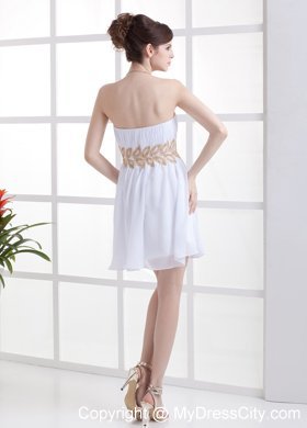 Mini-length White Homecoming Dress Beading and Ruching Decorate