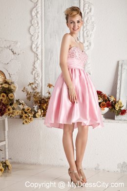 Baby Pink Sweetheart Short Beaded Prom Dress in Knee-length