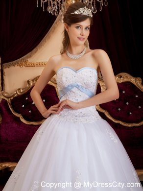 White Princess Sweetheart Appliques Tulle Quinceanera Dress