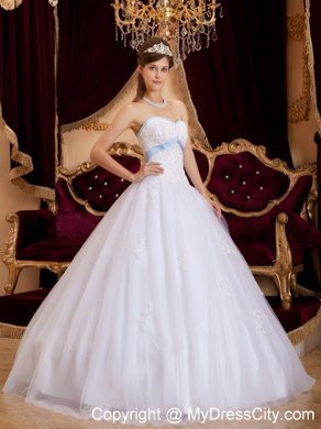 White Princess Sweetheart Appliques Tulle Quinceanera Dress