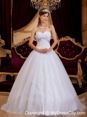 White Princess Sweetheart Appliques Tulle Quinceanera Dress