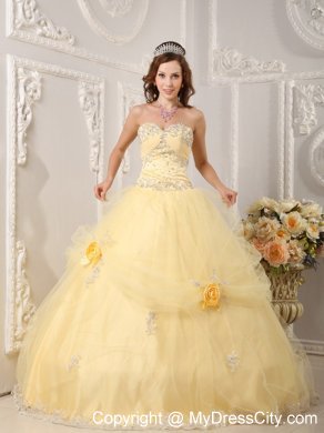 Beautiful Sweetheart Appliques Light Yellow Quinceanera Dress