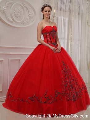 Red Floor-length Sweetheart Tulle Appliques Dress for Quince