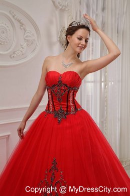 Red Floor-length Sweetheart Tulle Appliques Dress for Quince