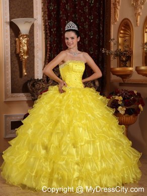 Organza Strapless Beading Ruffled 2013 Yellow Quinceanera Gowns