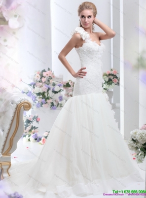 2015 Elegant One Shoulder Wedding Dress with Hand Made Flowers