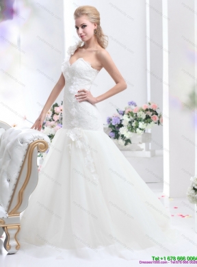 2015 Elegant One Shoulder Wedding Dress with Hand Made Flowers