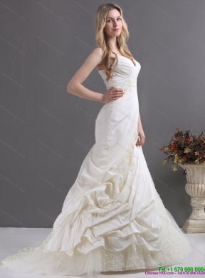 Sophisticated Wedding Dress with Ruching and Lace for 2015