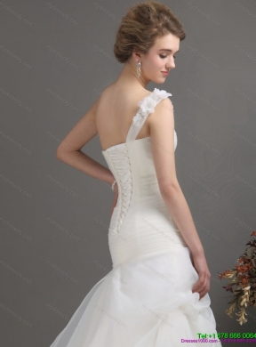 2015 Modest One Shoulder Mermaid Wedding Dresses with Ruching and Hand Made Flowers